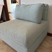 Pouff IKEA con cuscini