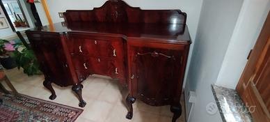 Madia d’epoca in legno massello restaurata