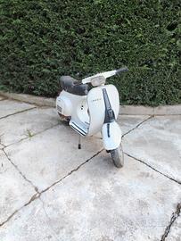 Vespa 50 Special 