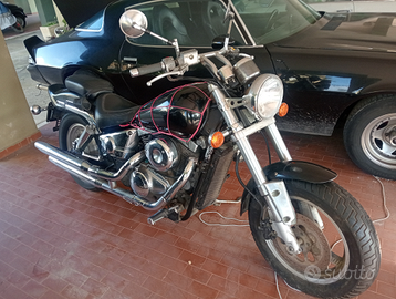 Suzuki marauder VZ 800 nera
