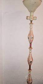 Lampada piantana a terra