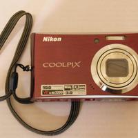 Macchine digitali Nikon Coolpix compatte