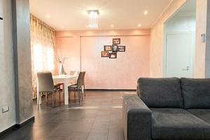 App.to ristrutturato con box - Zona semicentrale