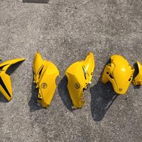 SET PLASTICHE KEEWAY RKF 125 FIANCHETTI ALI COPRIF