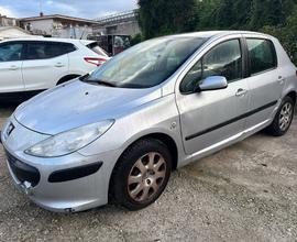 Peugeot 307 1.6 16V HDi 90CV 5p. D-Sign