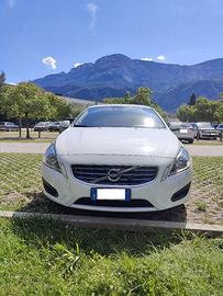 Volvo V60 D4 Geartronic Momentum/Summum my 12