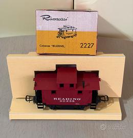 Caboose “Reading” 2227 Rivarossi