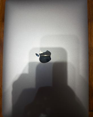 Macbook Air 13” Hearly 2020