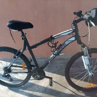 BICI MTB 26" Rockrider 5.1  telaio con gadgets 