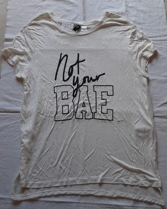 T-shirt da donna. Marca H&M 