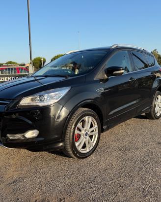 Ford Kuga 2.0 TDCI 180 CV S&S 4WD Powershift Titan