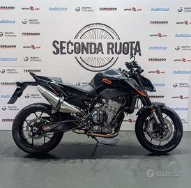 KTM 890 Duke