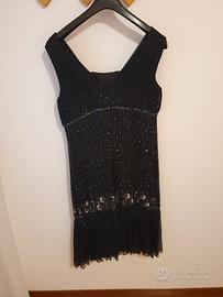 Vestito da donna elegante 