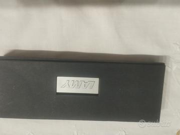 Penna stilografica e biro