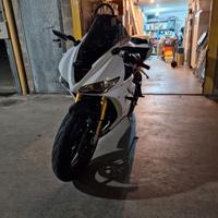 triumph daytona 675R 2012