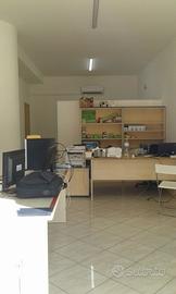 Locale uso ufficio o deposito