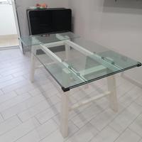 tavolo in vetro