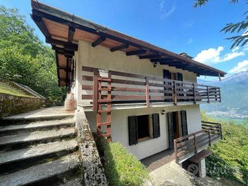 Casa indipendente di 127 m² con 4 locali a Colorin