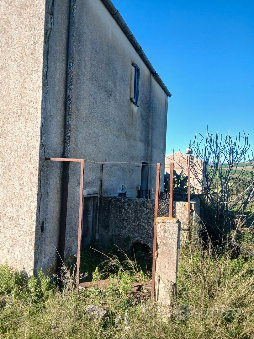 Casa di campagna con terreno - Altro