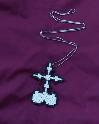 Collana Emblema Nobody