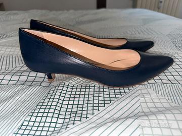 Scarpe con tacco basso blu / ballerine