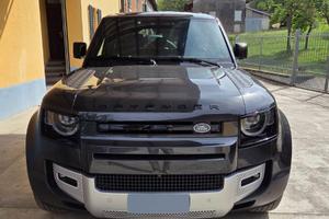 New Land Rover Defender SE D200 MY2023