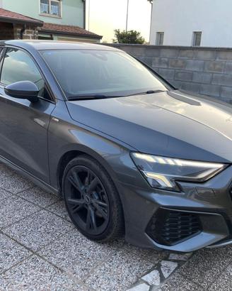 AUDI A3 SPORTBACK S-LINE 