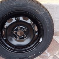 gomma Pirelli 165/70/14 nuova