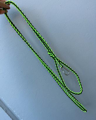 Collare in paracord verde fluo e nero