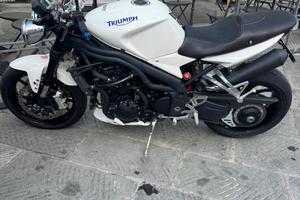 Triumph speed triple 1050 anni 2010