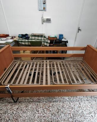 Letto elettrico ortopedico per anziani e disabili
