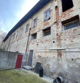 Immobile in asta di 462 m² con 1 locale a Bene Vag