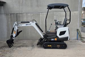 Escavatore 10q nuovo