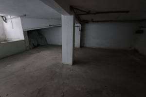 Centrale Cremona laboratorio o magazzino