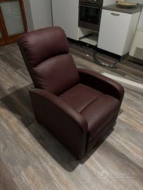 POLTRONA RECLINABILE