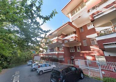 TOMBA DI NERONE MONOLOCALEcon INGRESSOINDIPENDENTE