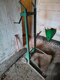 carrello sollevatore damigiane