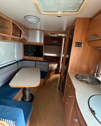 Roulotte hymer