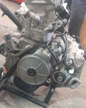 motore aprilia 660
