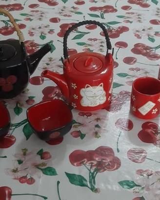 Set tazze da thè cinesi con teiera e tazzine