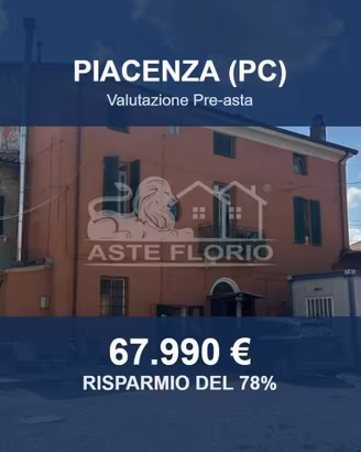 Immobile in asta di 870 m² con box auto doppio a P