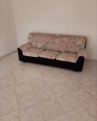Divano letto matrimoniale con 2 poltrone 