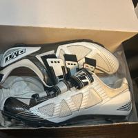 Scarpe con agganci carbon feber DMT