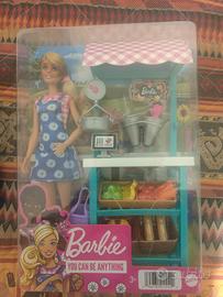 Barbie mercato di campagna HCN22