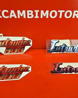 ADESIVO EMBLEMA DECALCO SUZUKI INTRUDER