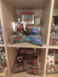 collezione oltre 100 modellini, caschi,funko F1