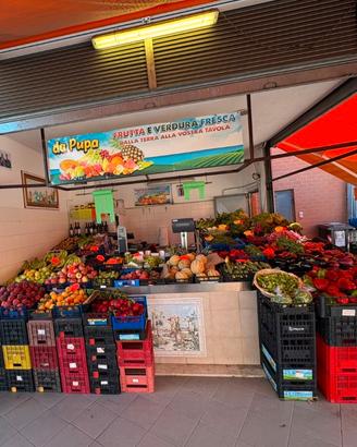 Licenza per box mercato rionale frutta e verdura