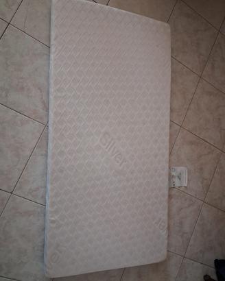 Materasso per lettino 120*60 cm.