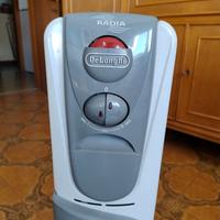 Radiatore a bagno d'olio De Longhi