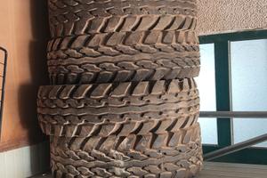 gomme Chevrolet blazer militari 
